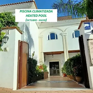 https://la-luna-blanca.hotelsinnerja.org