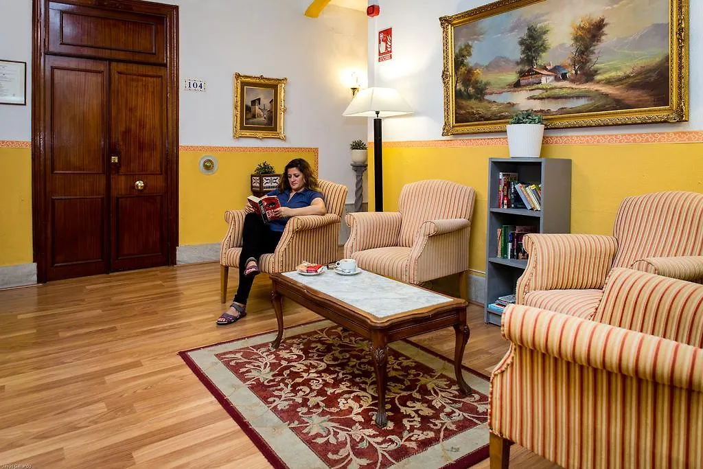 Bed & Breakfast Naranjo Seville