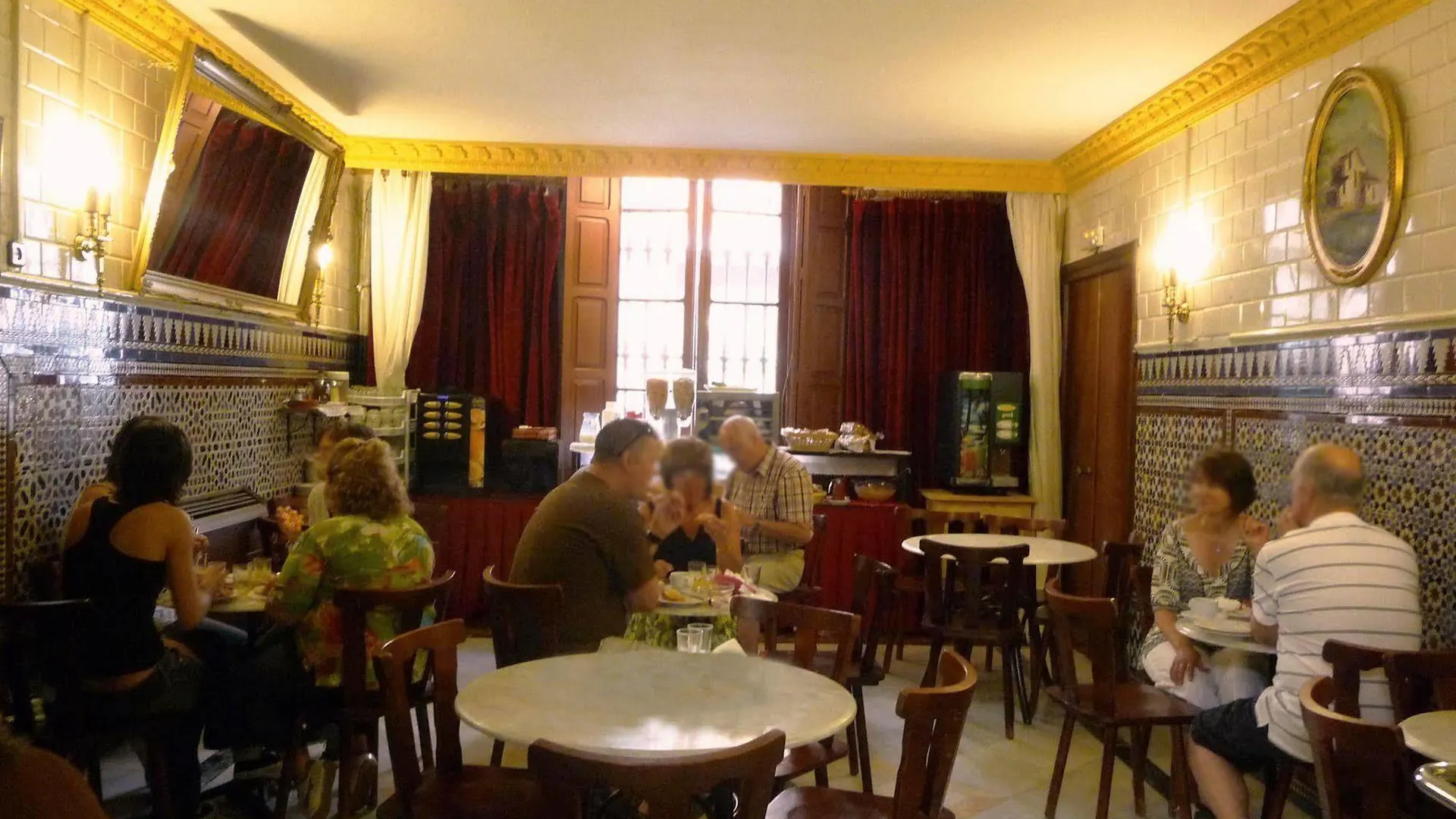 Bed & Breakfast Naranjo Seville