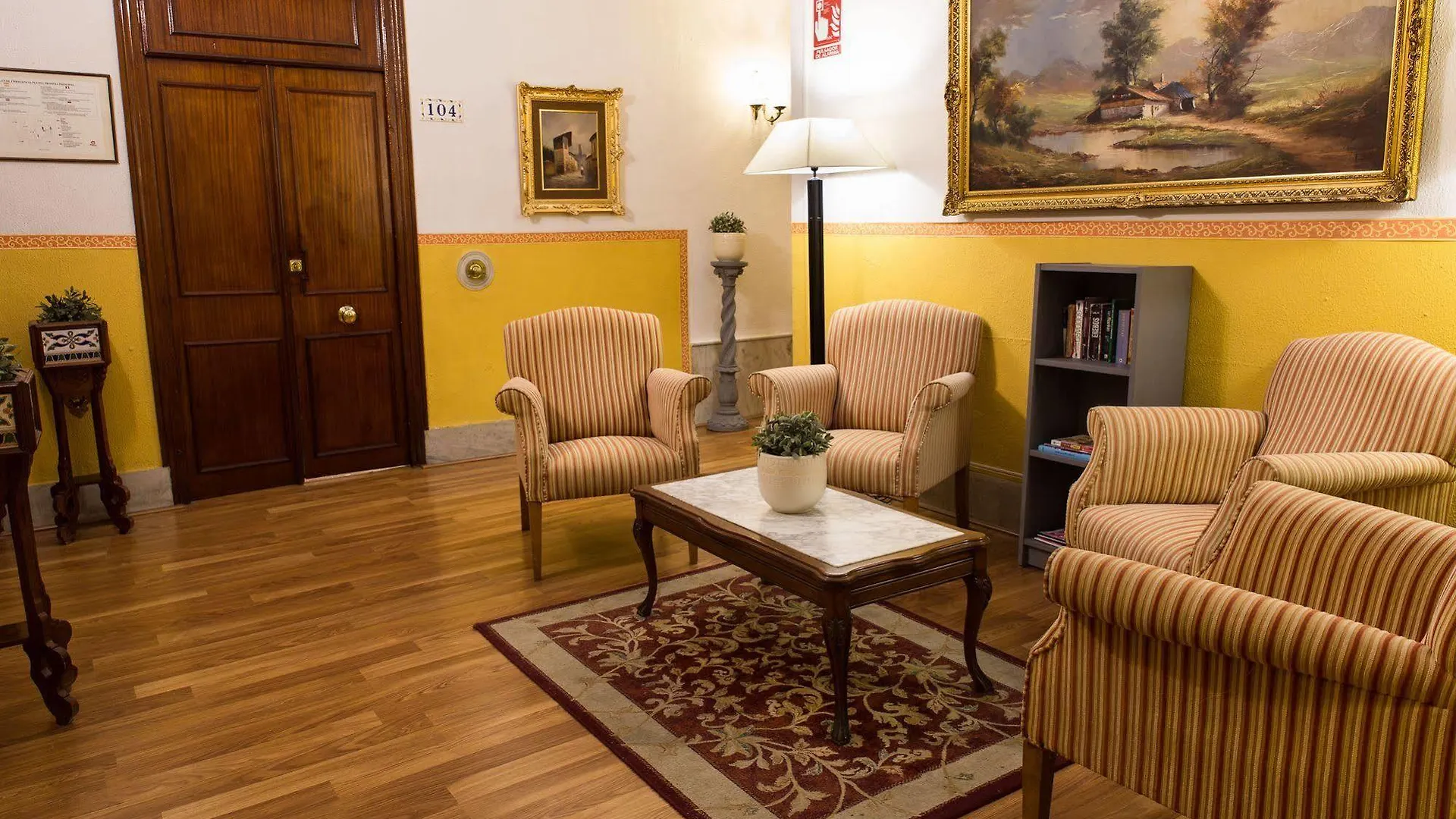 Bed & Breakfast Naranjo Seville 0*,